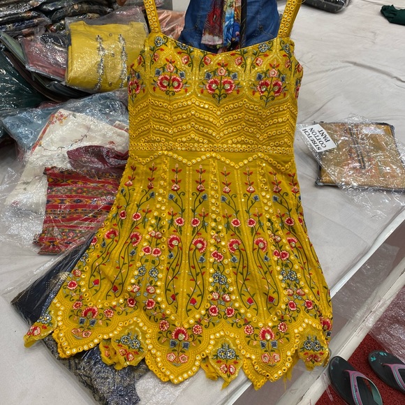 Sharara set with duppata - Picture 2 of 2